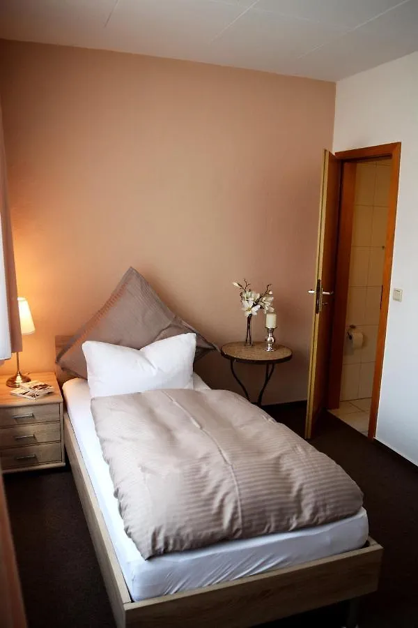** Hotel Hotel- Restaurant Kerzan'S Dortmund Germany